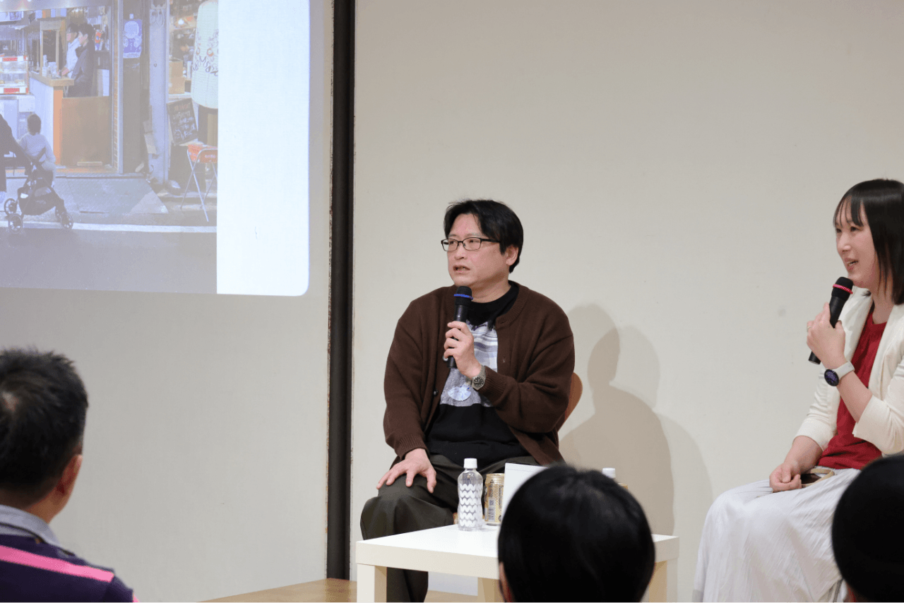 酒場ライターのパリッコさんと酒場案内人の塩見なゆさんを講師に招いたトーク