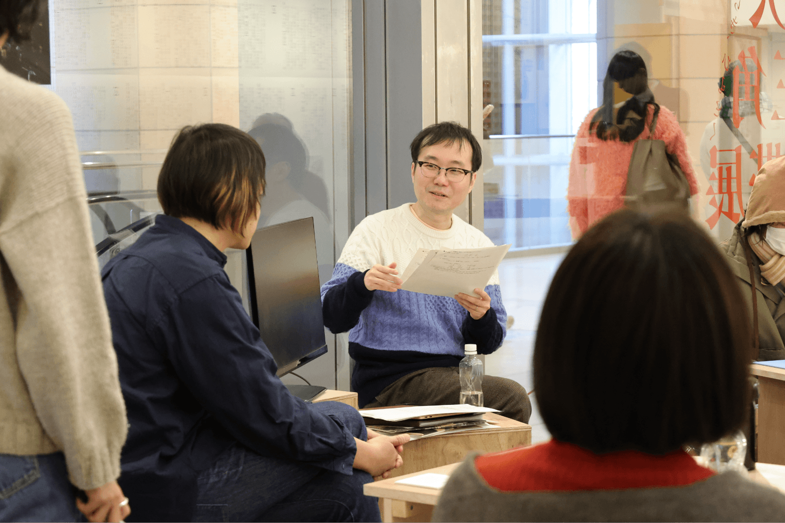 自分史をひもとく｜年表＋事典ワークショップ／街の景色をつくる「風俗史」でチェーン店の歴史を考える