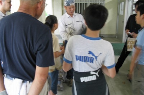 「セタガヤーン・プロジェクト」北沢小学校での苗植え