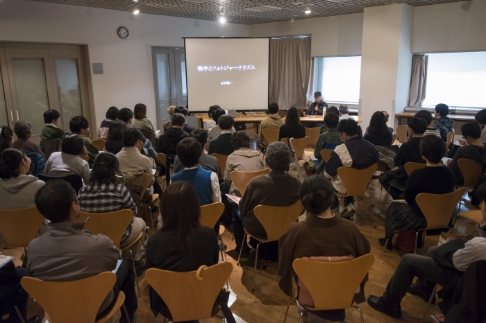 『DAYS JAPAN写真展2014　地球の上に生きる~世界の未来をつくるために』が開催されました