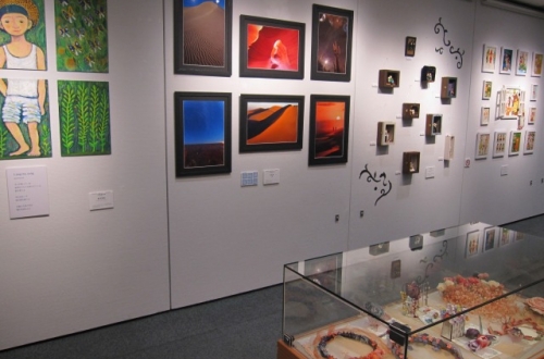 『世田谷アートフリマ つながり展2014』がはじまりました。