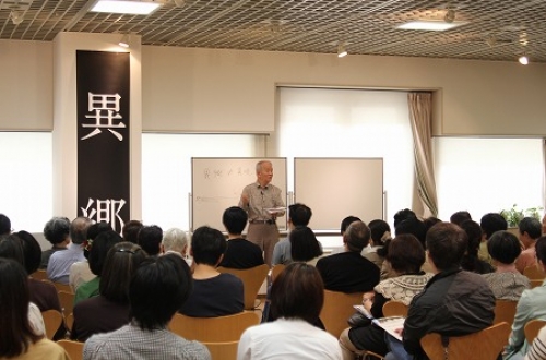 講演会初日、大盛況でした。