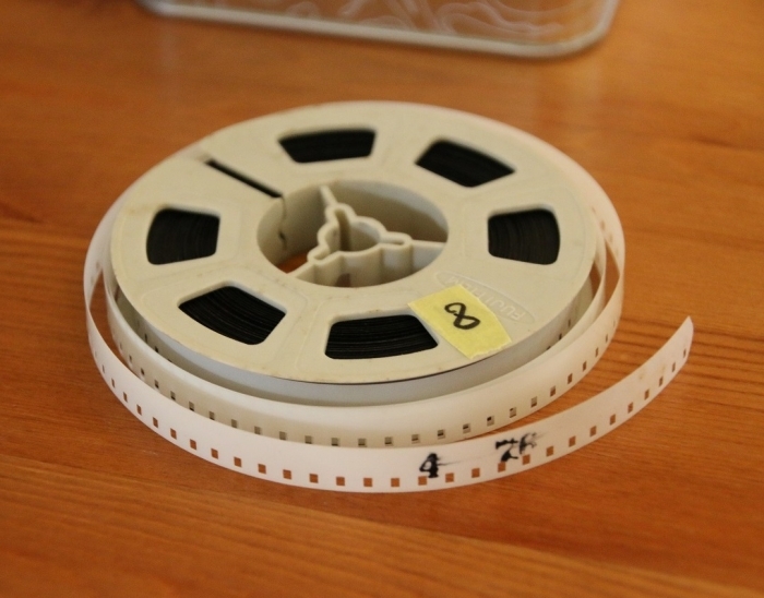 穴アーカイブ：an-archive
8ミリフィルムを探しています。