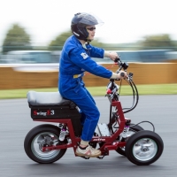 中学生次世代車教室2016「電動三輪車E3 をつくろう！」