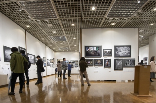 『DAYS JAPAN写真展2014　地球の上に生きる~世界の未来をつくるために』が開催されました