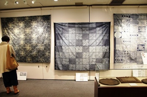 7つの海と手しごとvol.4「ギニア湾とヨルバ族のアディレ」展が始まりました。
